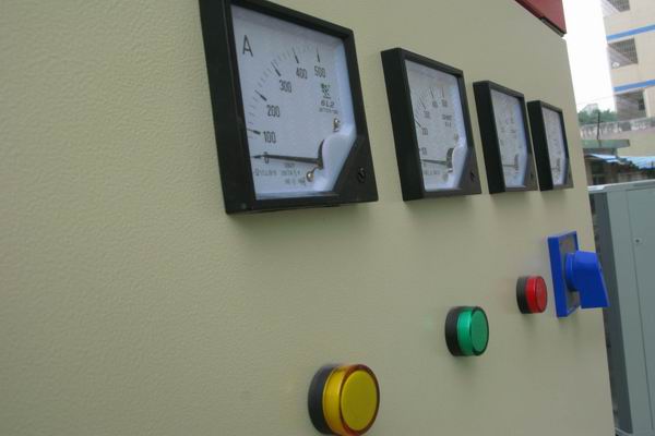 雨花配电柜-3683讲讲配电柜注意事项